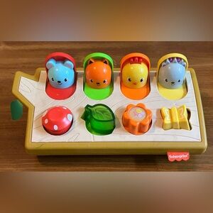 FISHER-PRICE Hide & Peek Pop-Up Surprise Sensory Development Woodland Animals